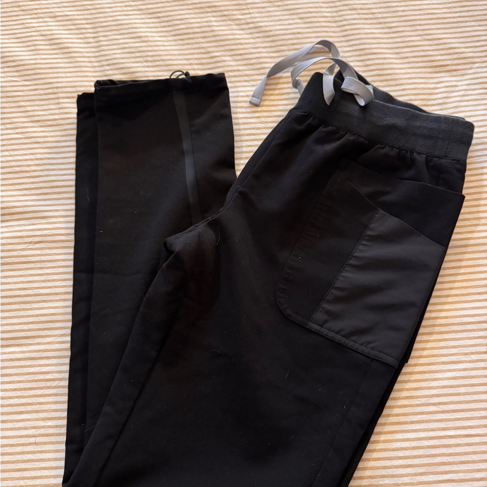 Figs Black Scrub Pants
